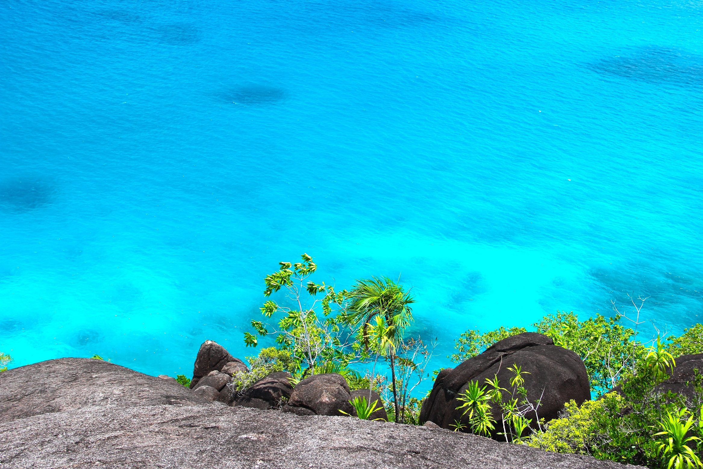 Antigua & Barbuda: Cades Bay